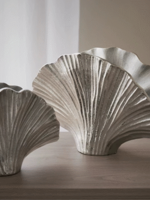 SEASHELL STATUE