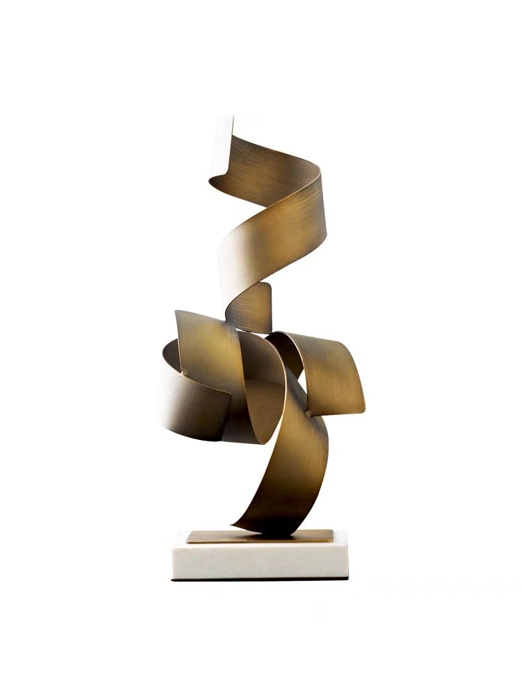MODERM STATUE